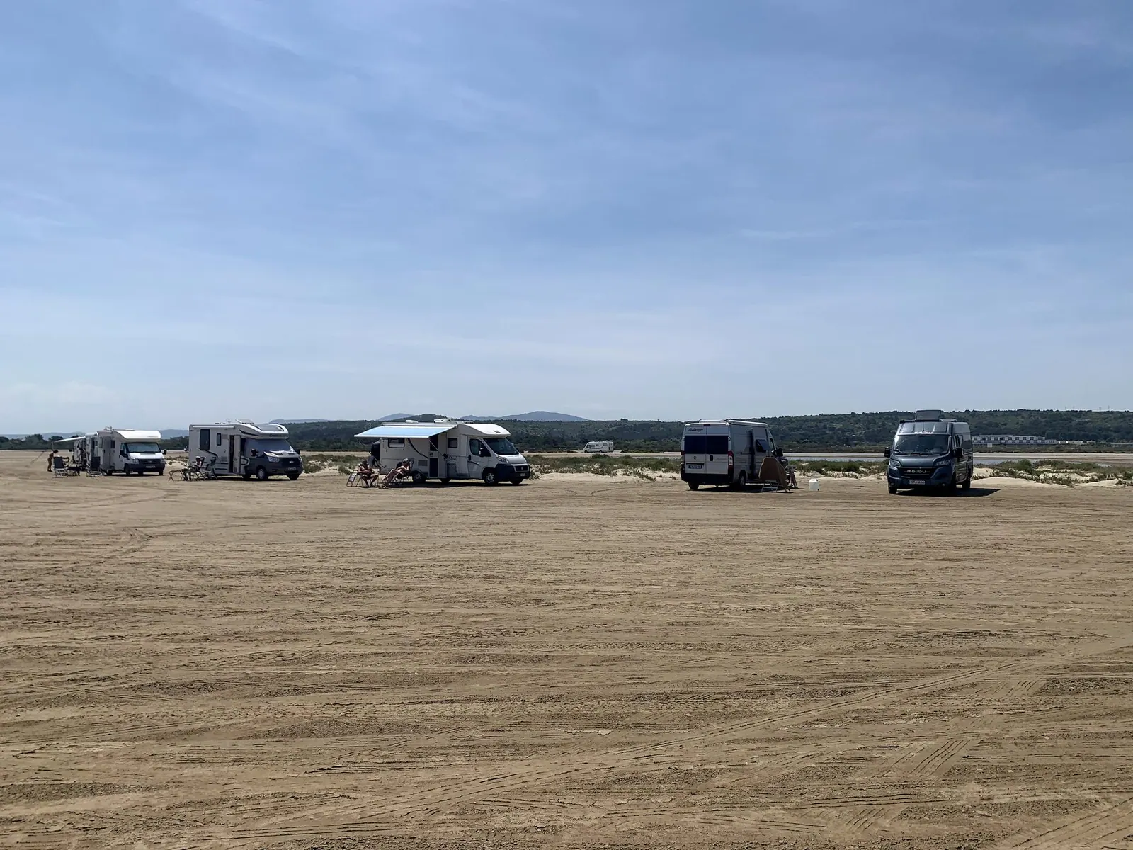 Wohnmobile am Strand von Port-la-Nouvelle