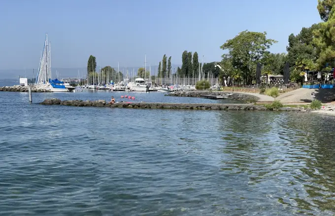 Am Seeufer bei Lausanne