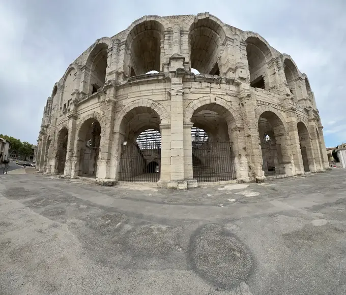 Amphitheater von Arles