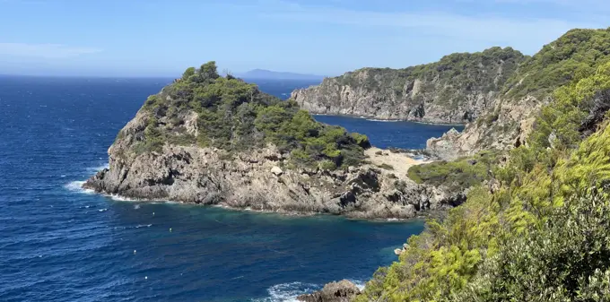 Felsküste auf Porquerolles