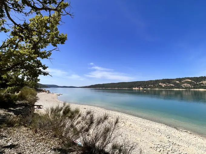 Ufer des Lac de Sainte-Croix