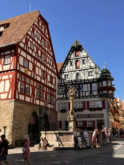 Fachwerkhäuser am Markt in Rothenburg ob der Tauber