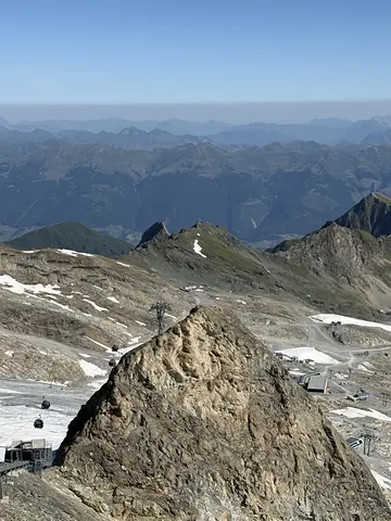 Blick von der Gipfelwelt 3000 in die Hohen Tauern